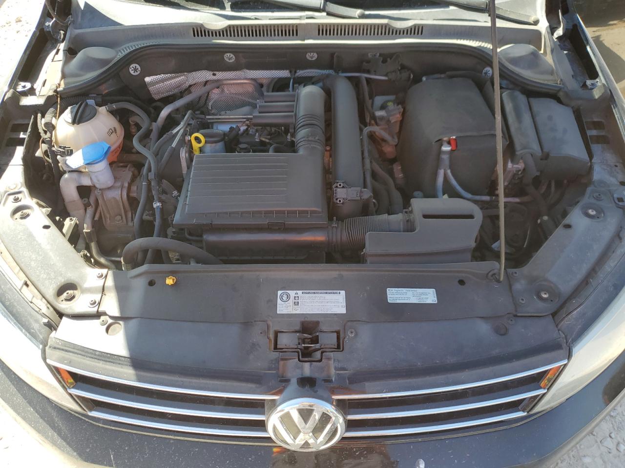 2017 Volkswagen Jetta - Image 11