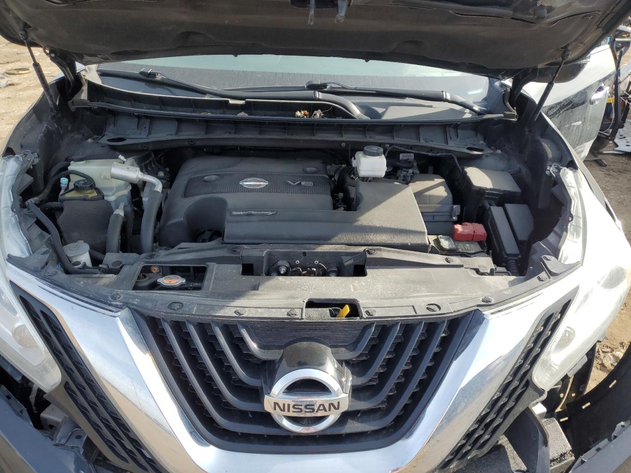 2017 Nissan Murano - Image 12