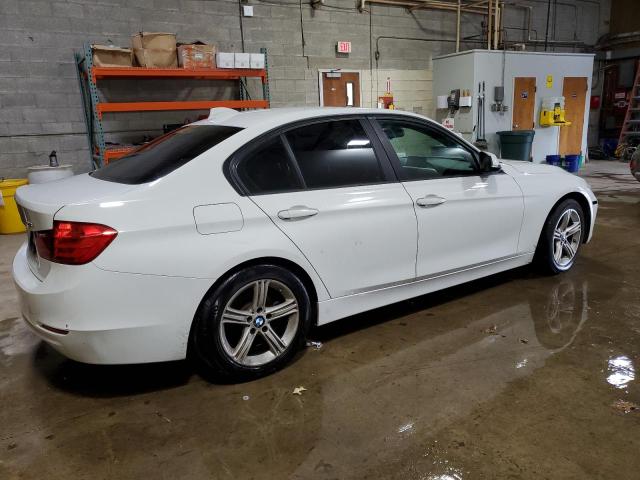  BMW 3 SERIES 2013 Белы