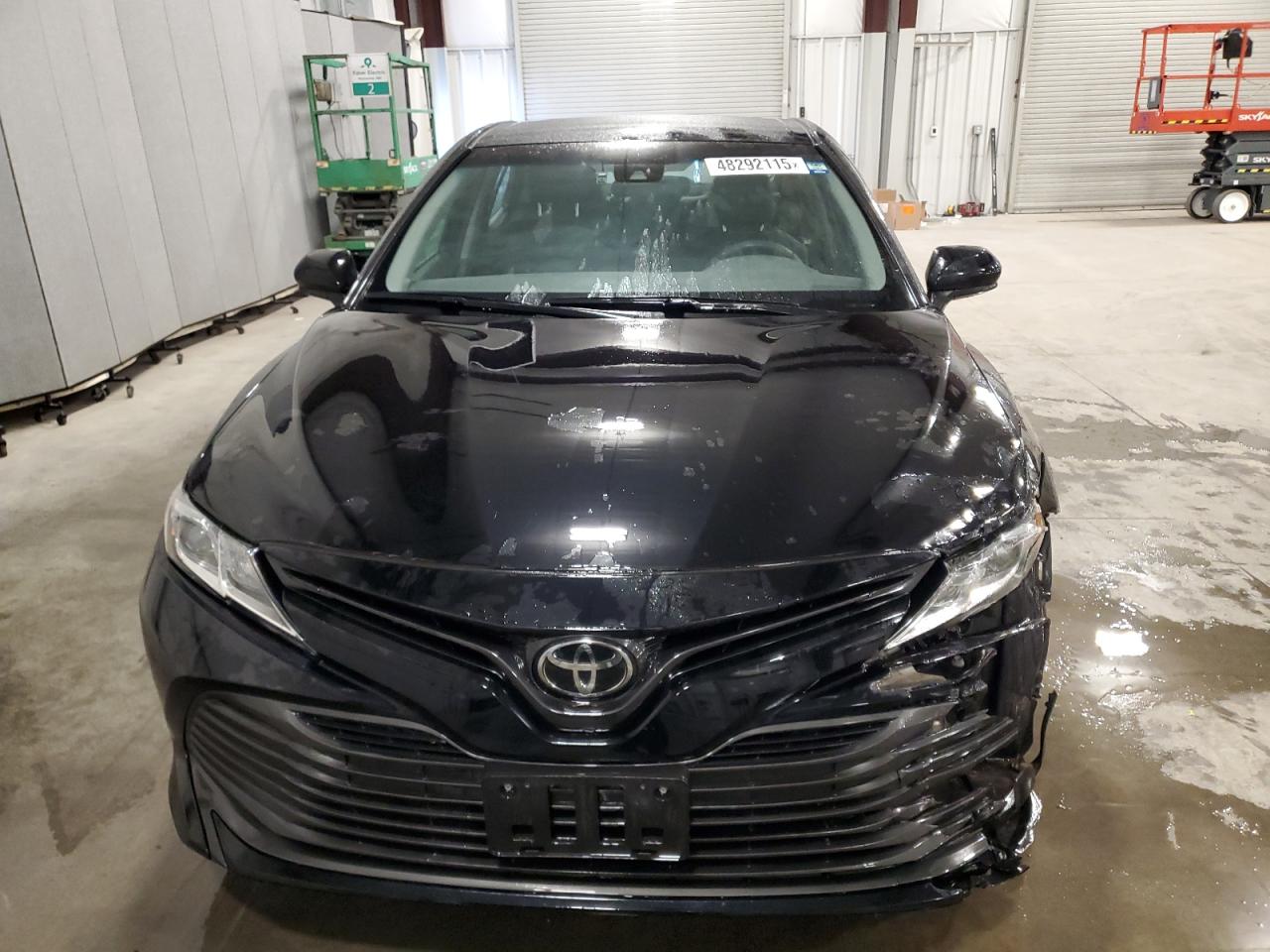 2018 Toyota Camry - Image 5