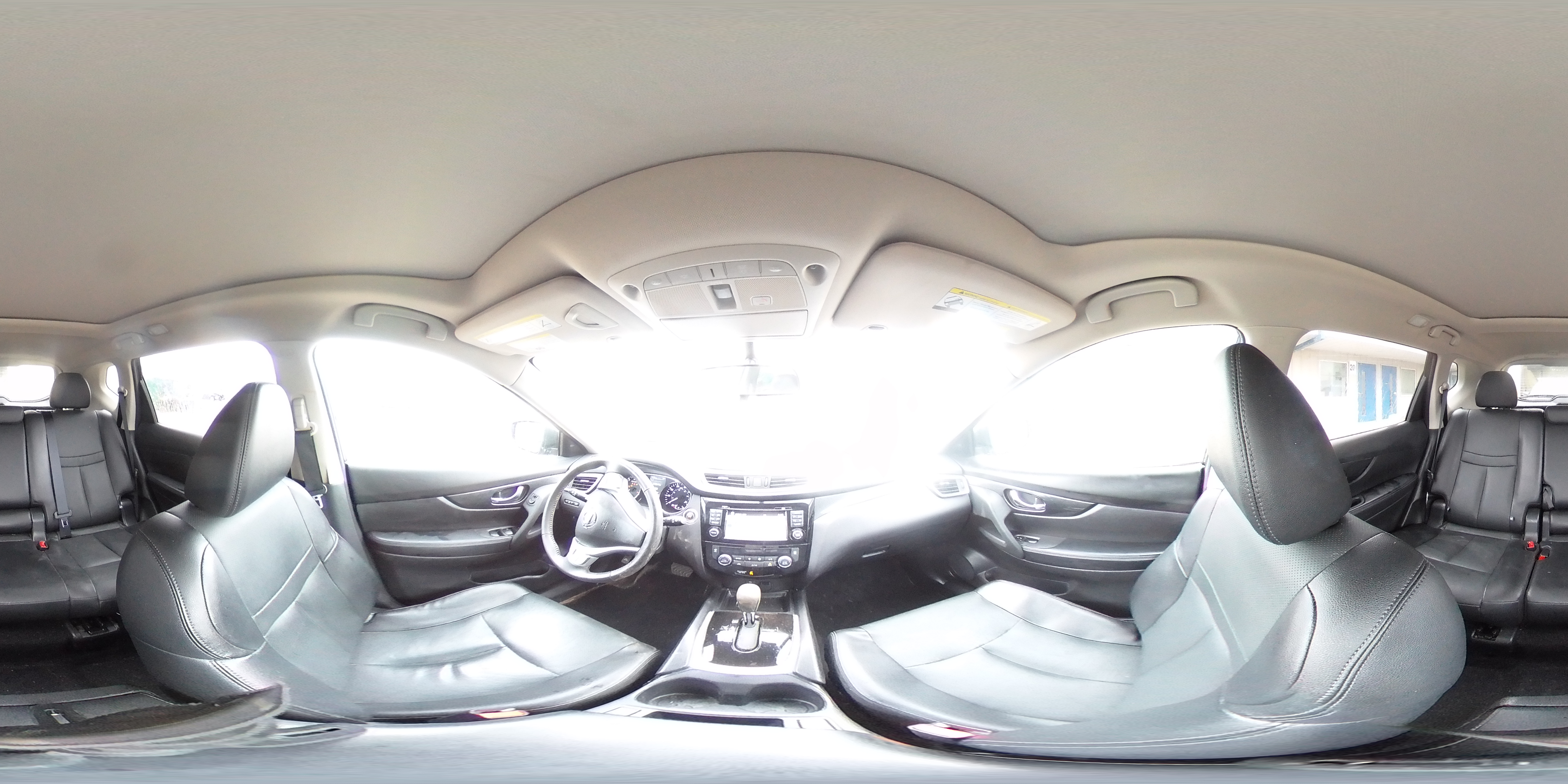 2016 Nissan Rogue - Image 16