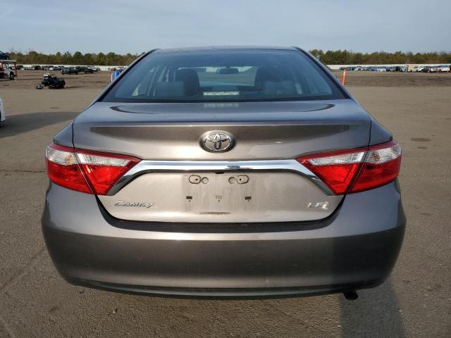  TOYOTA CAMRY 2016 Szary