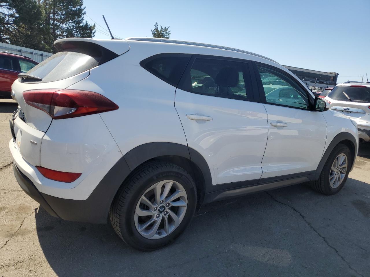 2016 Hyundai Tucson - Image 3
