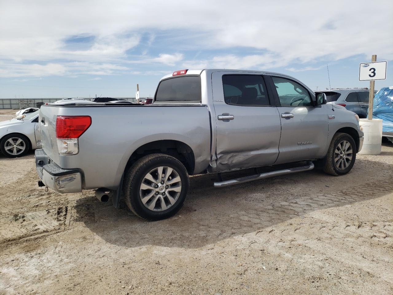 2011 Toyota Tundra - Image 3