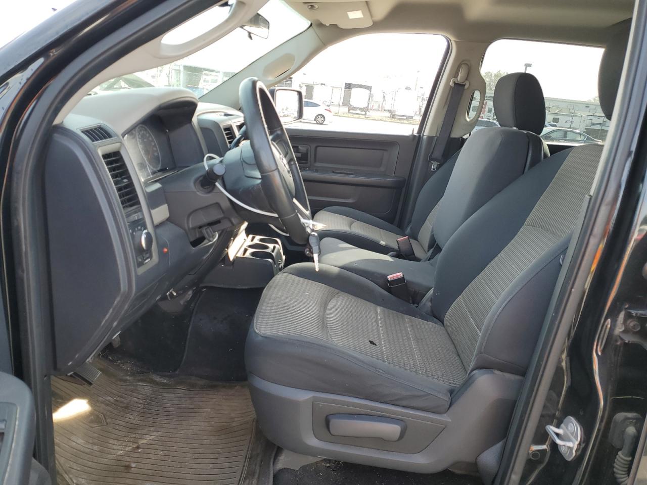 2010 Dodge RAM - Image 7