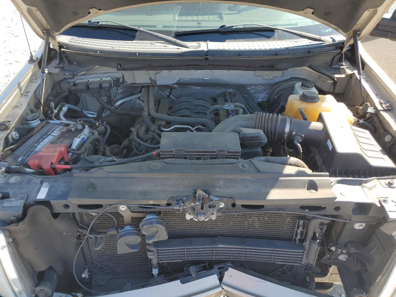 2013 Ford F-150 - Image 13