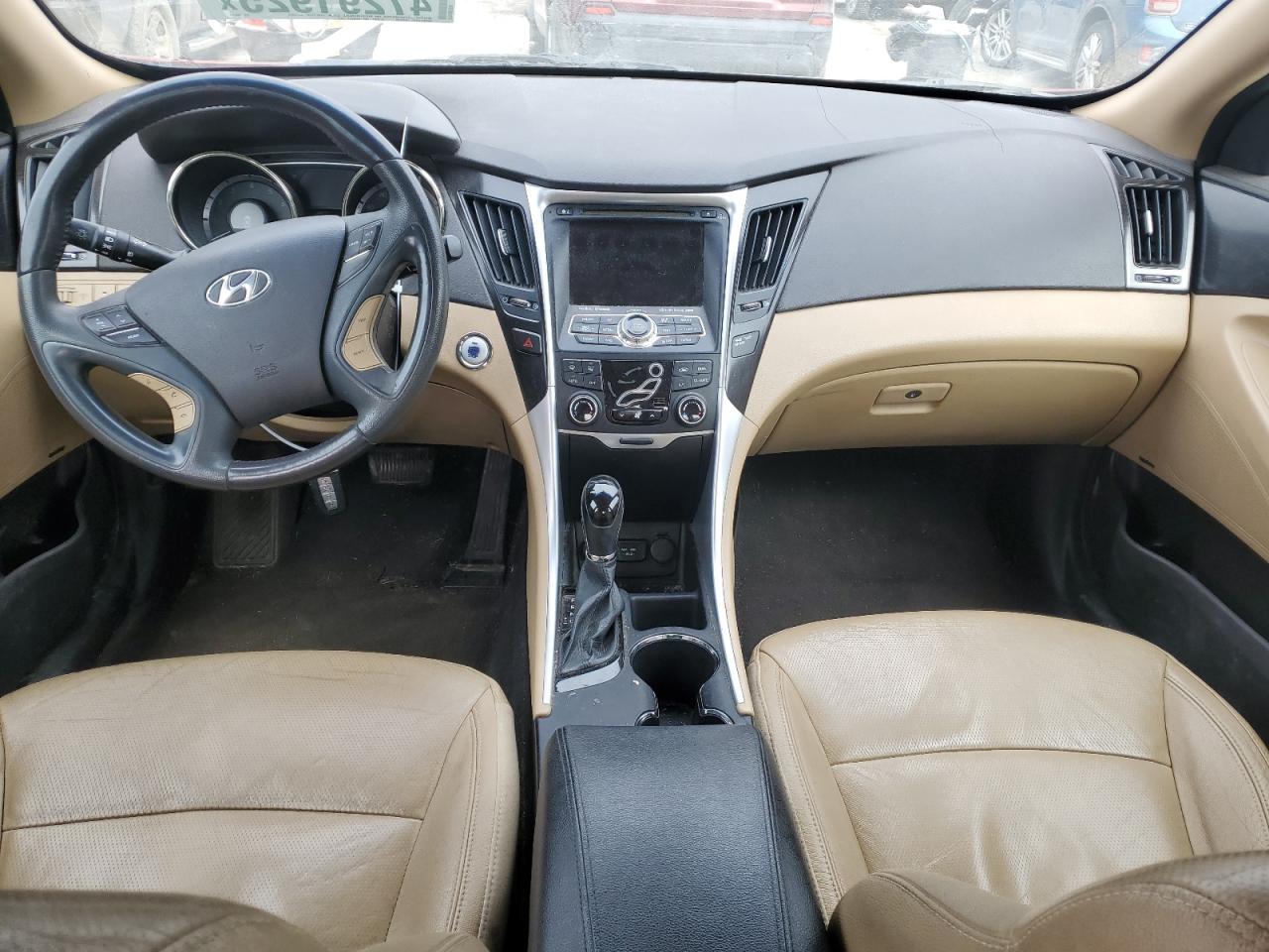 2012 Hyundai Sonata - Image 8