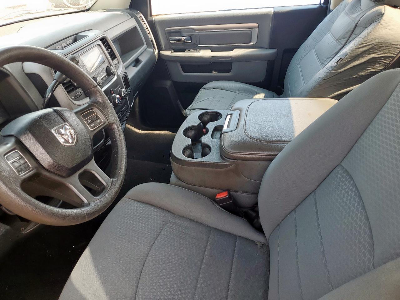 2014 RAM 1500 - Image 10