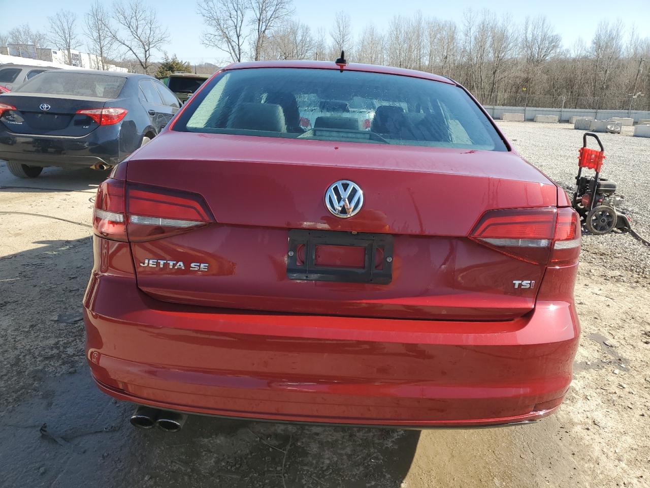 2017 Volkswagen Jetta - Image 6