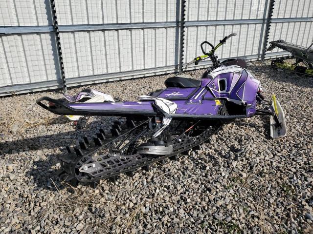 2018 BMBR SNOWMOBILE