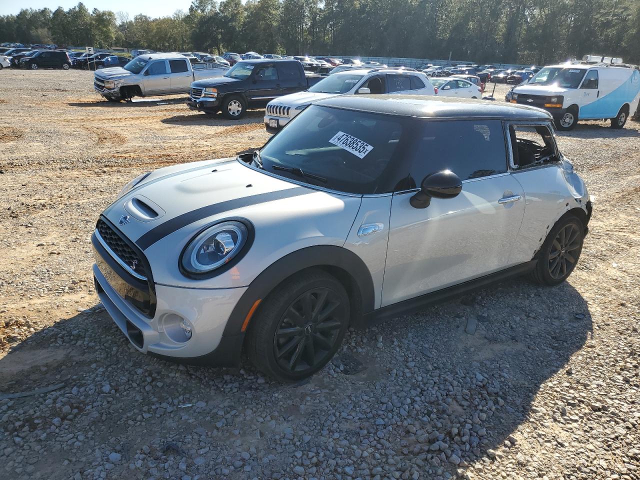 2019 MINI Cooper - Image 1