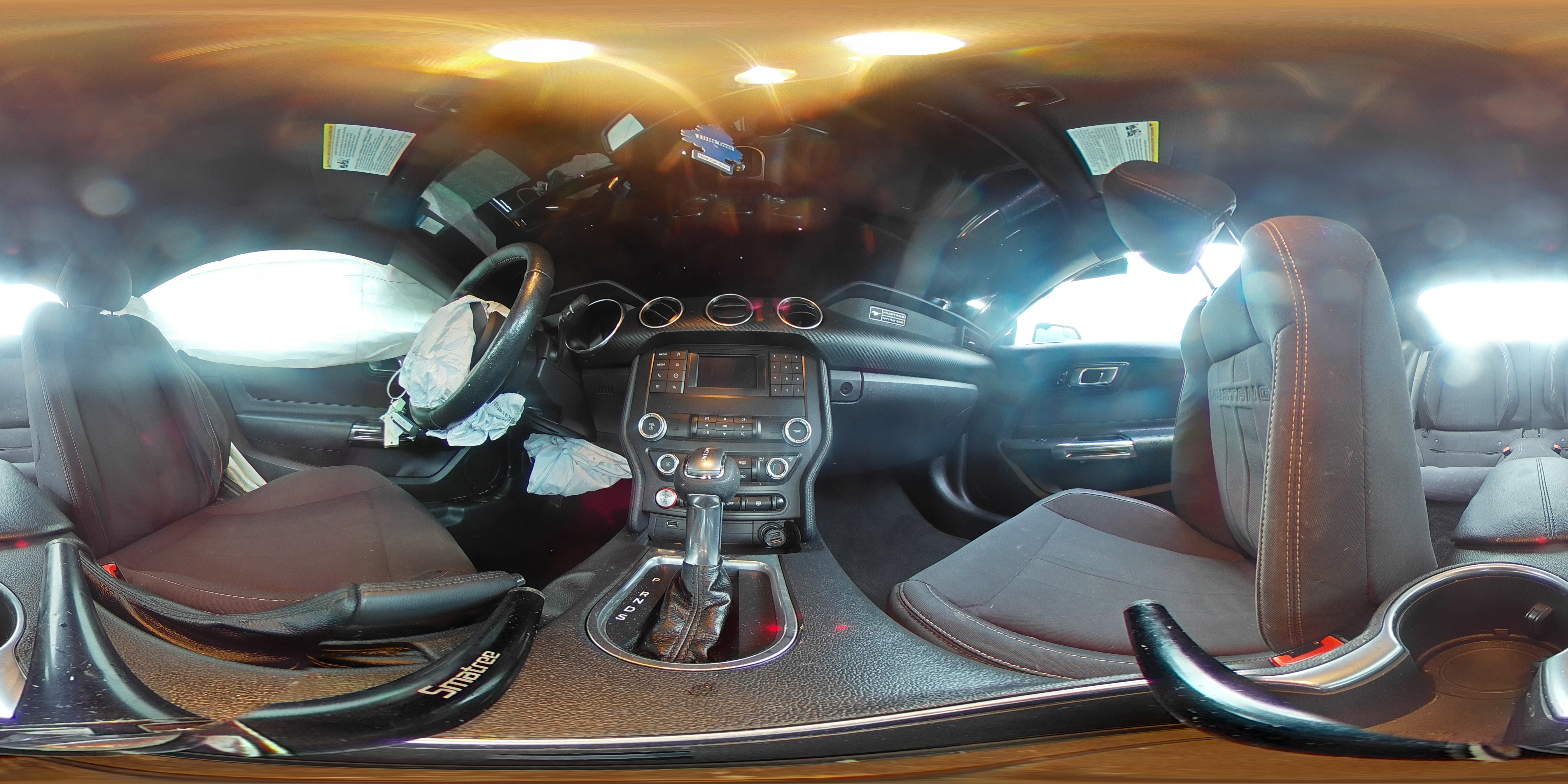 2020 Ford Mustang - Image 14