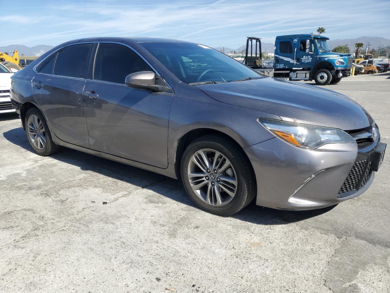 2017 Toyota Camry - Image 4