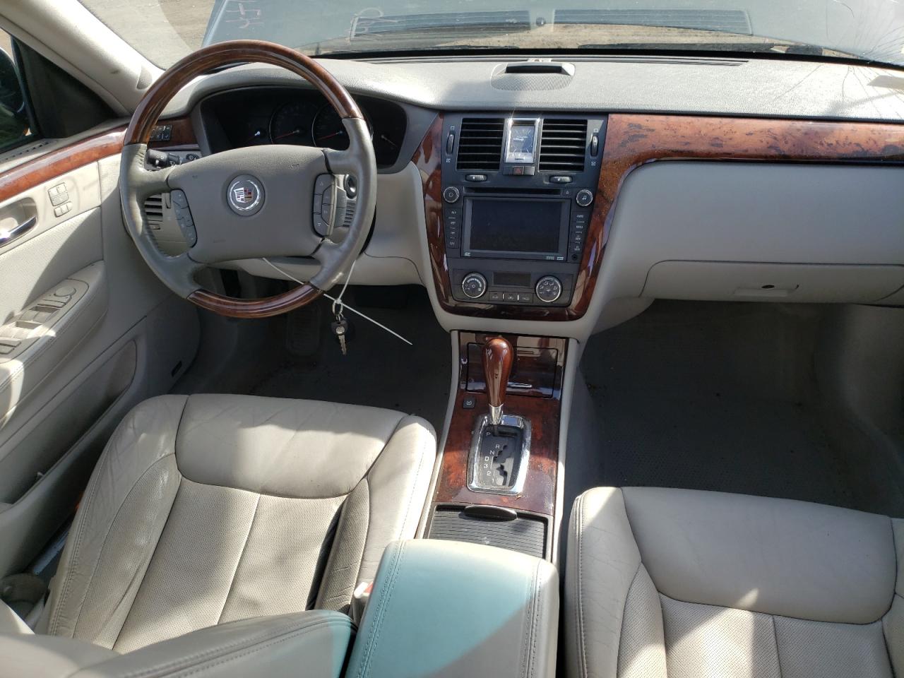 2006 Cadillac DTS - Image 8