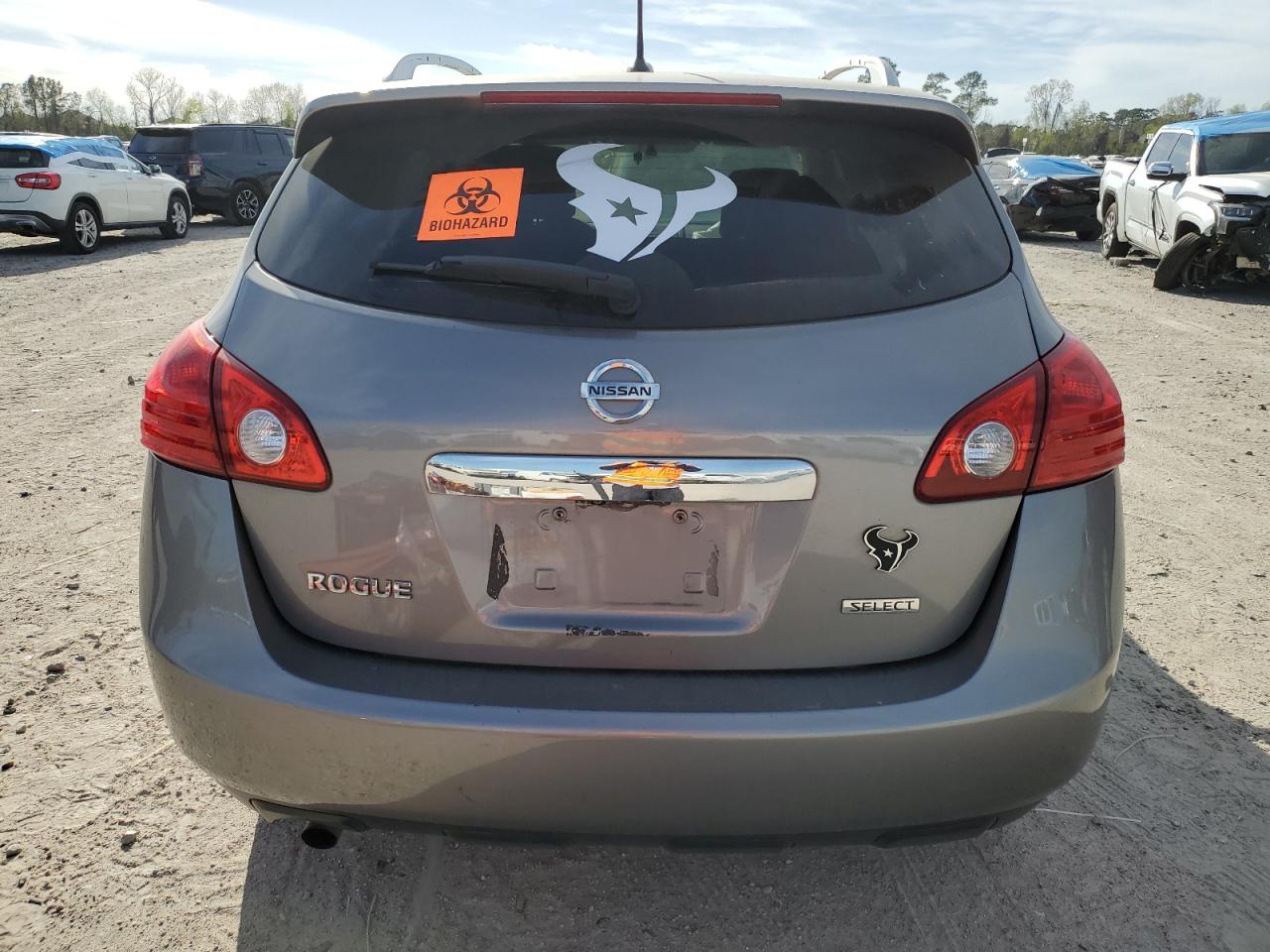 2015 Nissan Rogue - Image 6