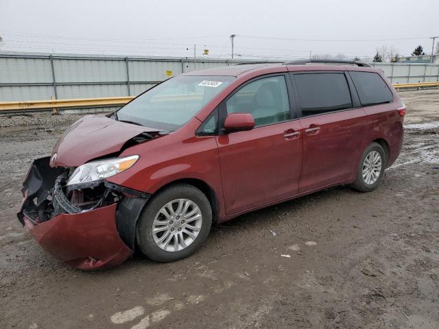 2016 Toyota Sienna Xle