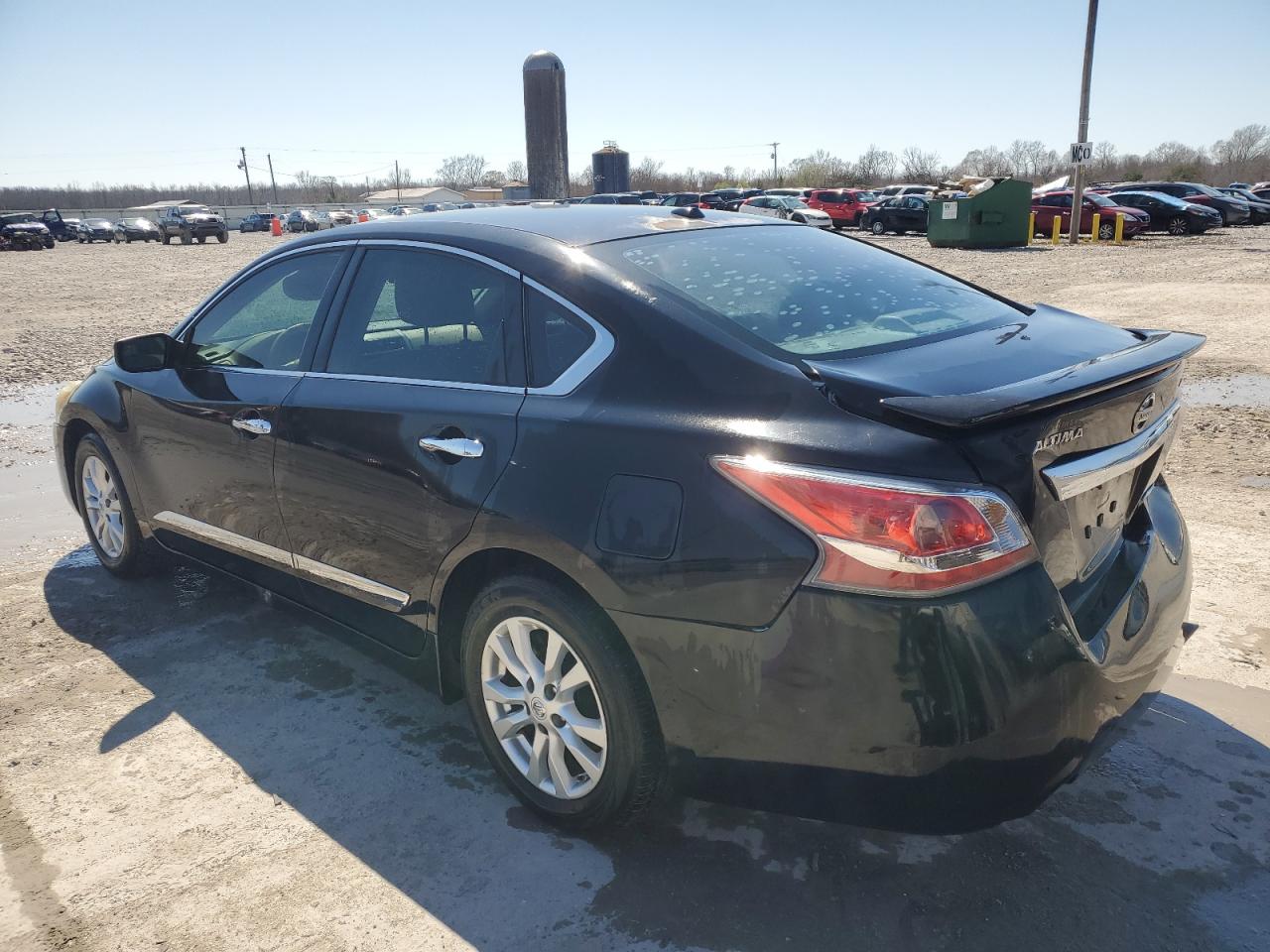 2014 Nissan Altima - Image 2