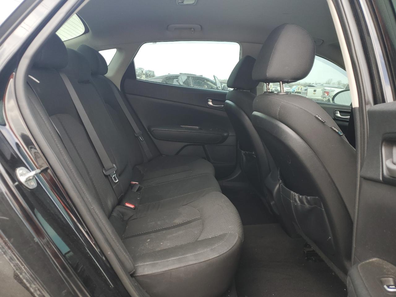 2016 Kia Optima - Image 10