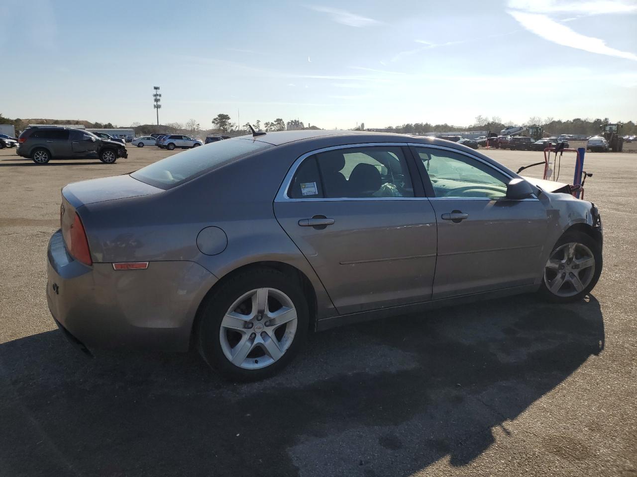 2010 Chevrolet Malibu - Image 3
