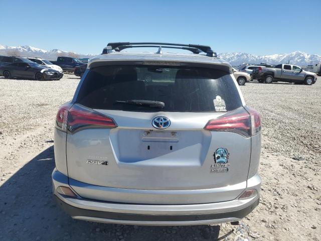  TOYOTA RAV4 2017 Srebrny