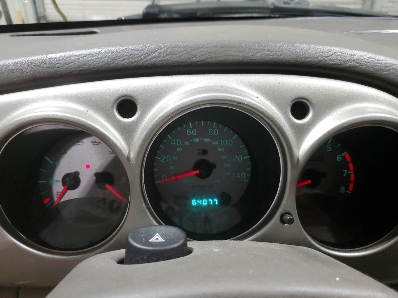 2005 Chrysler PT Cruiser - Image 9
