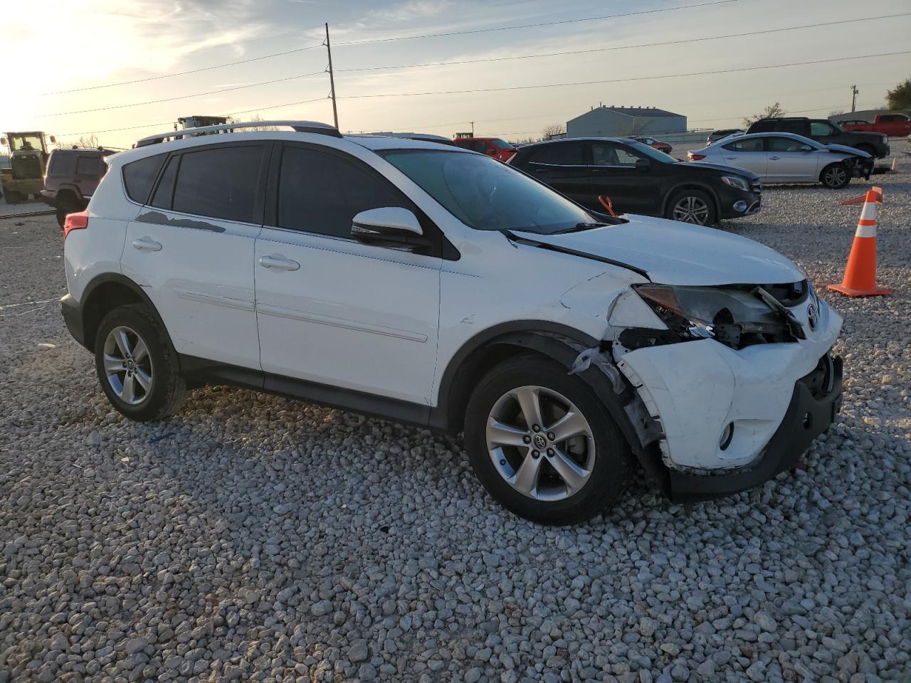 2015 Toyota RAV 4 - Image 4