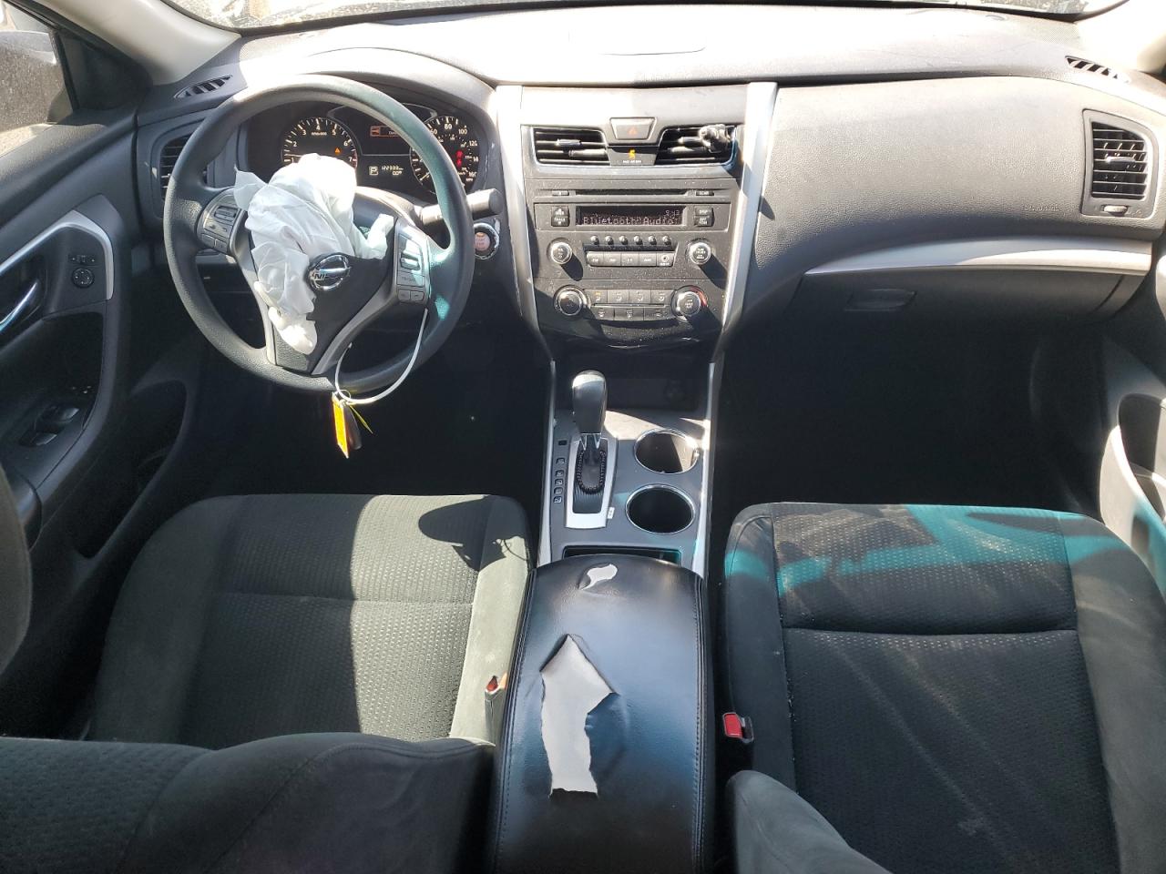 2015 Nissan Altima - Image 8