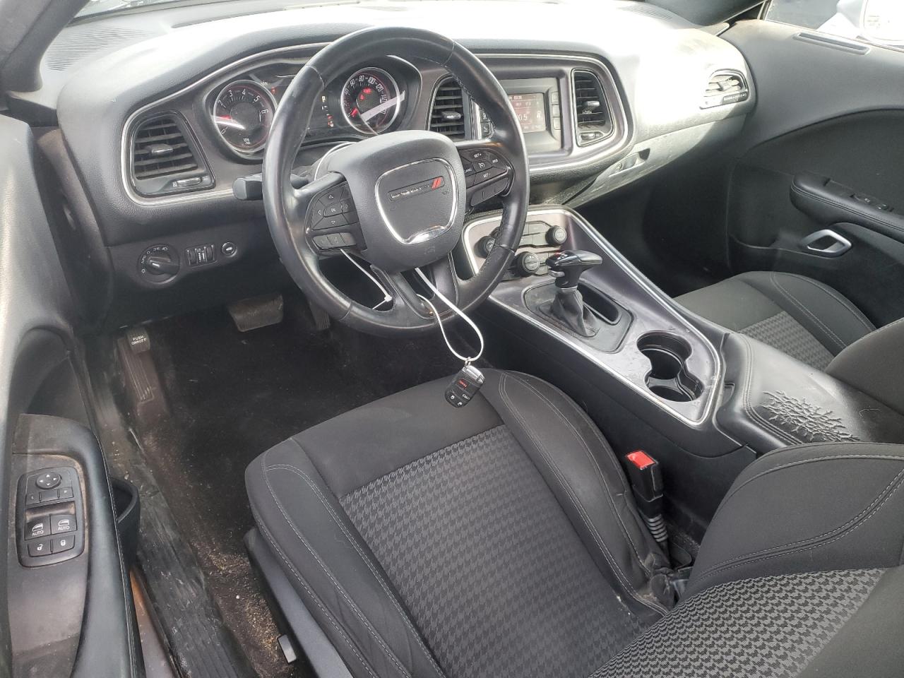 2016 Dodge Challenger - Image 8