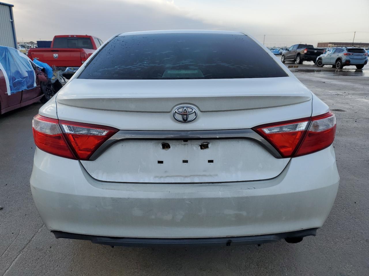 2015 Toyota Camry - Image 6