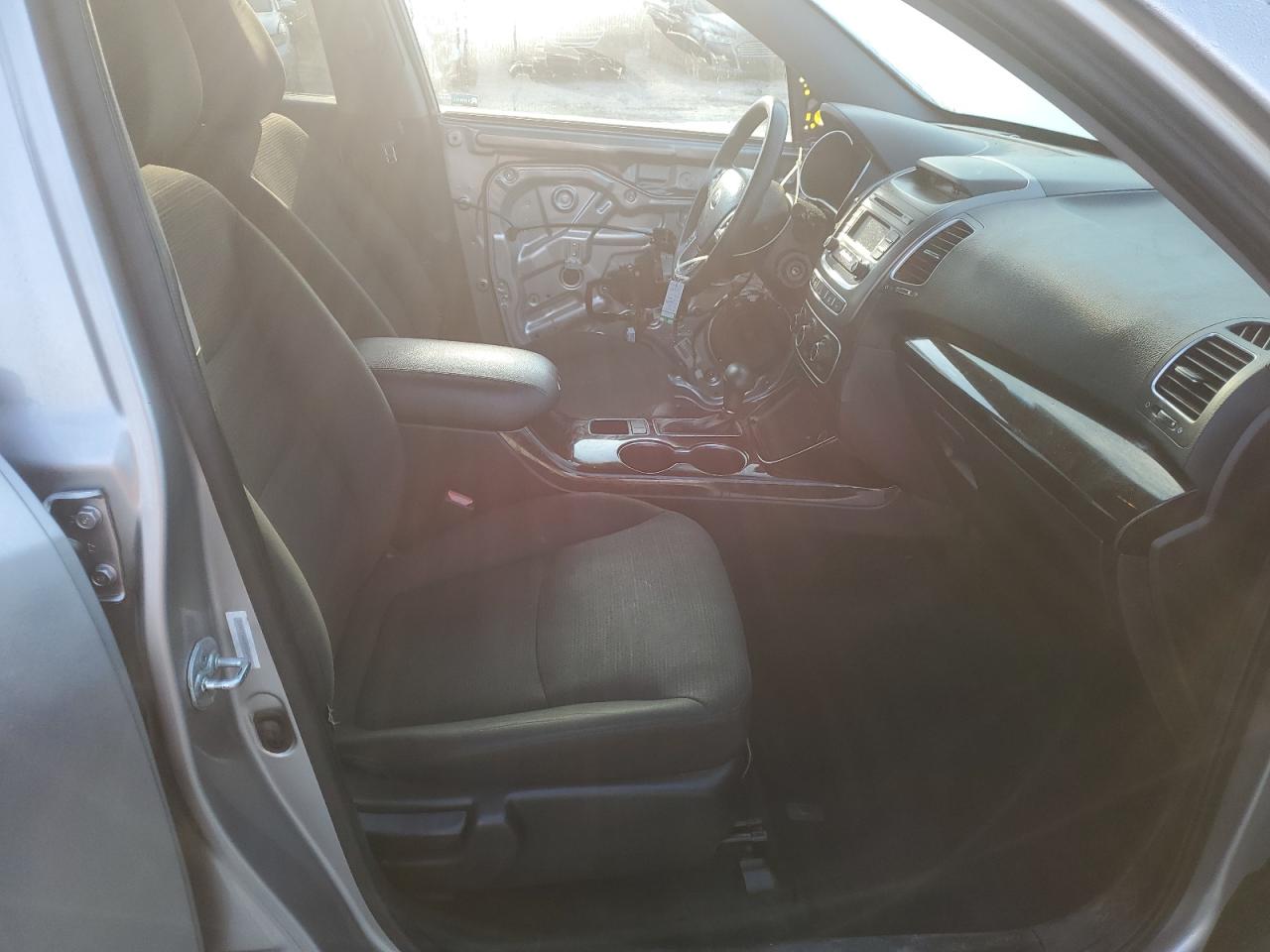2015 Kia Sorento - Image 7