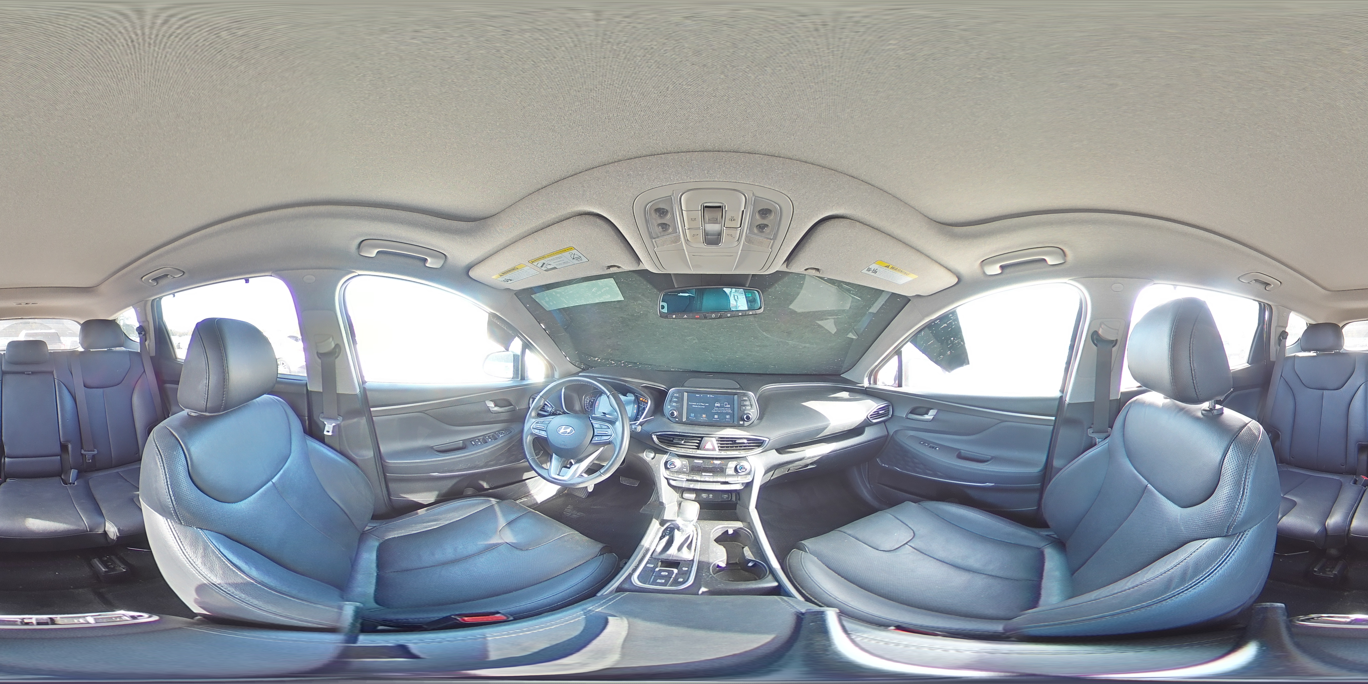 2019 Hyundai Santa Fe - Image 13
