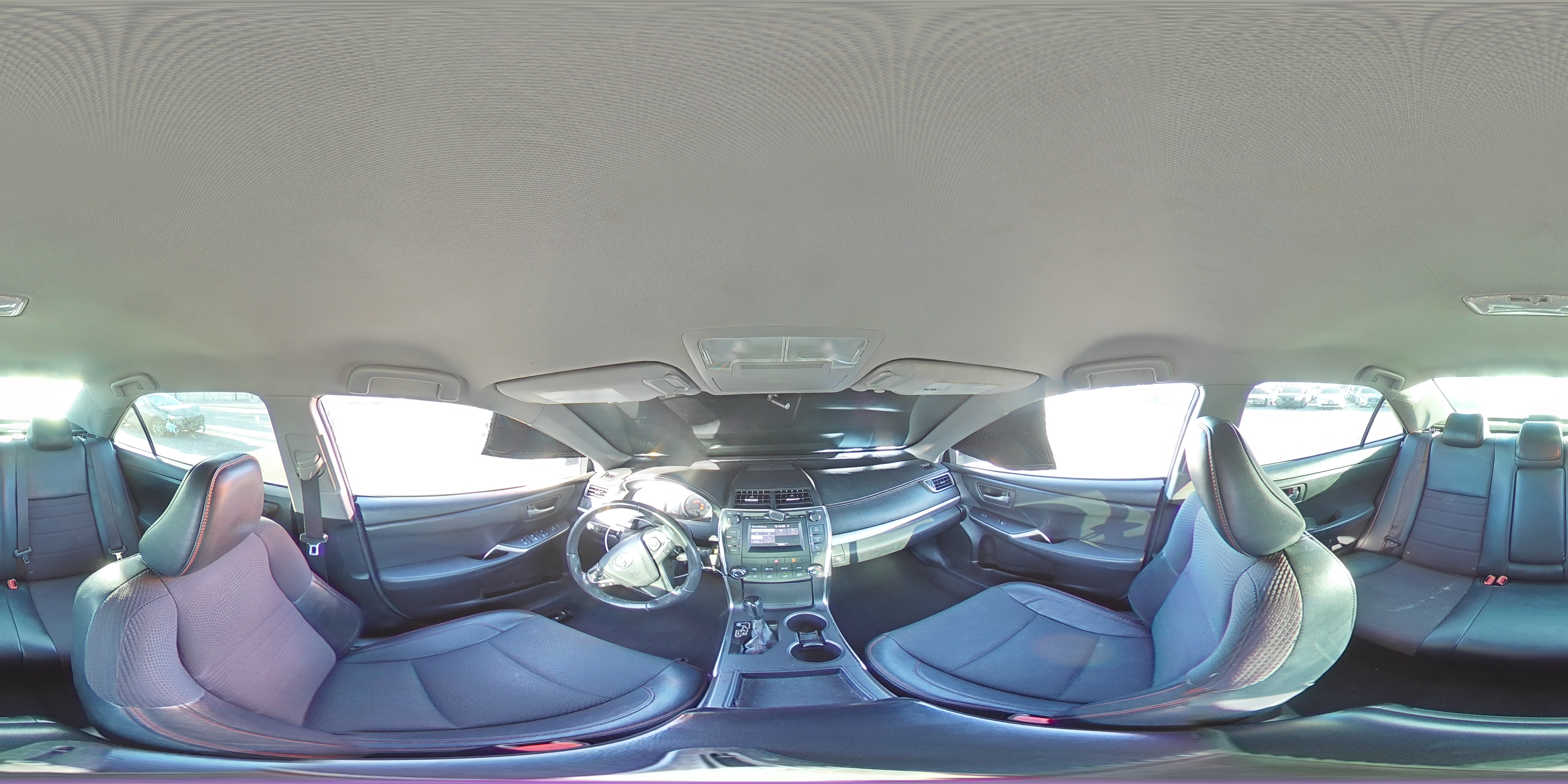 2016 Toyota Camry - Image 12