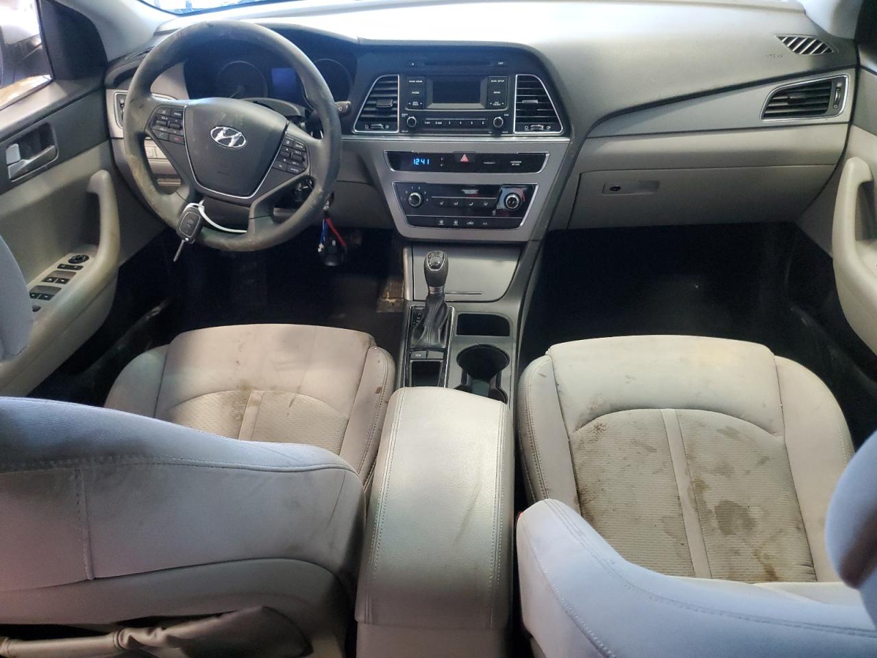 2015 Hyundai Sonata - Image 8