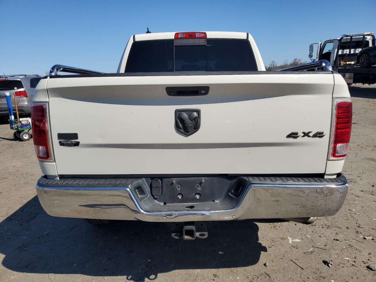 2016 RAM 1500 - Image 6