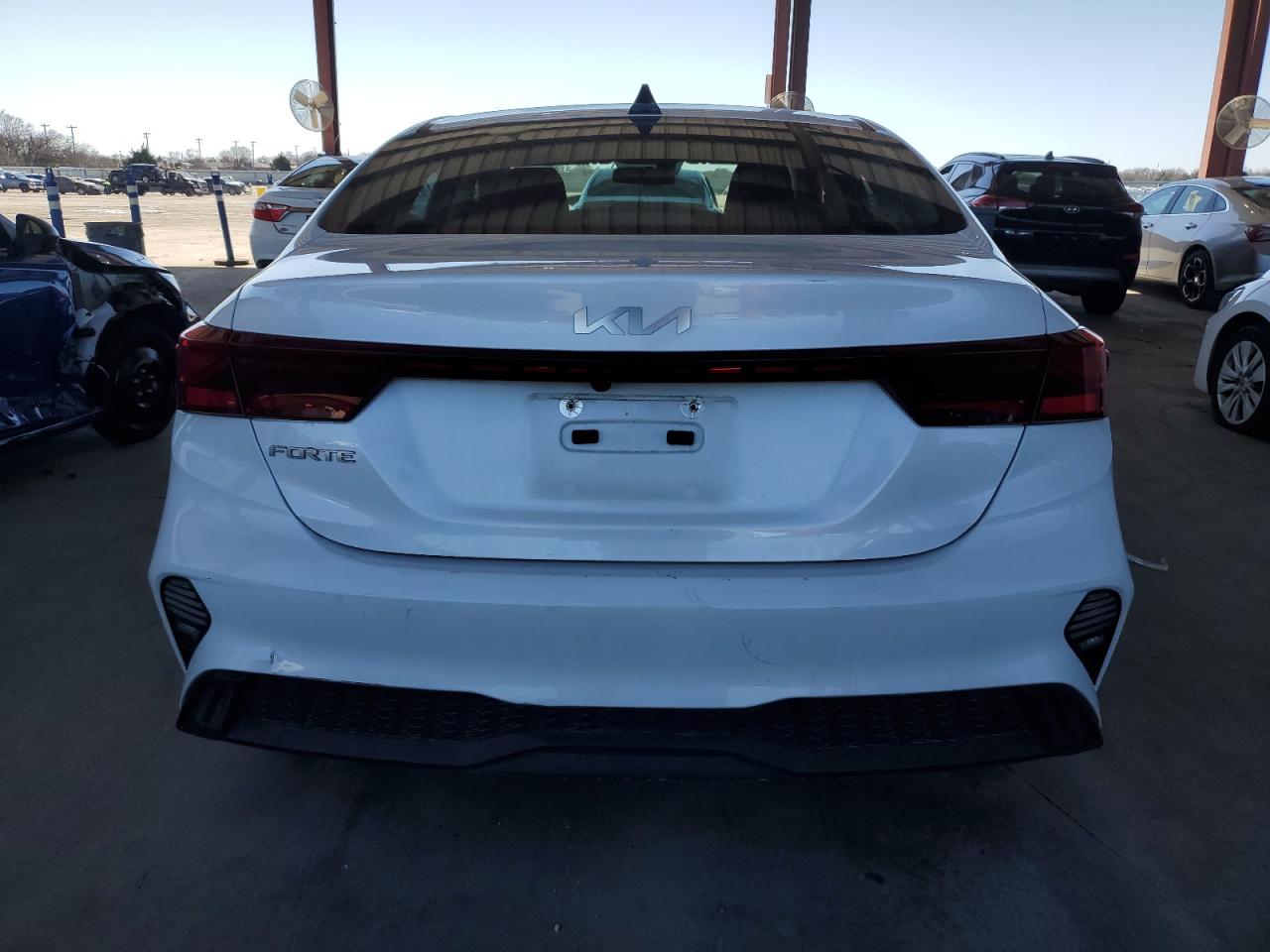 2023 Kia Forte - Image 6