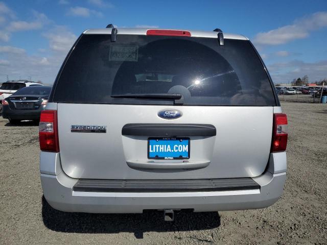  FORD EXPEDITION 2013 Srebrny