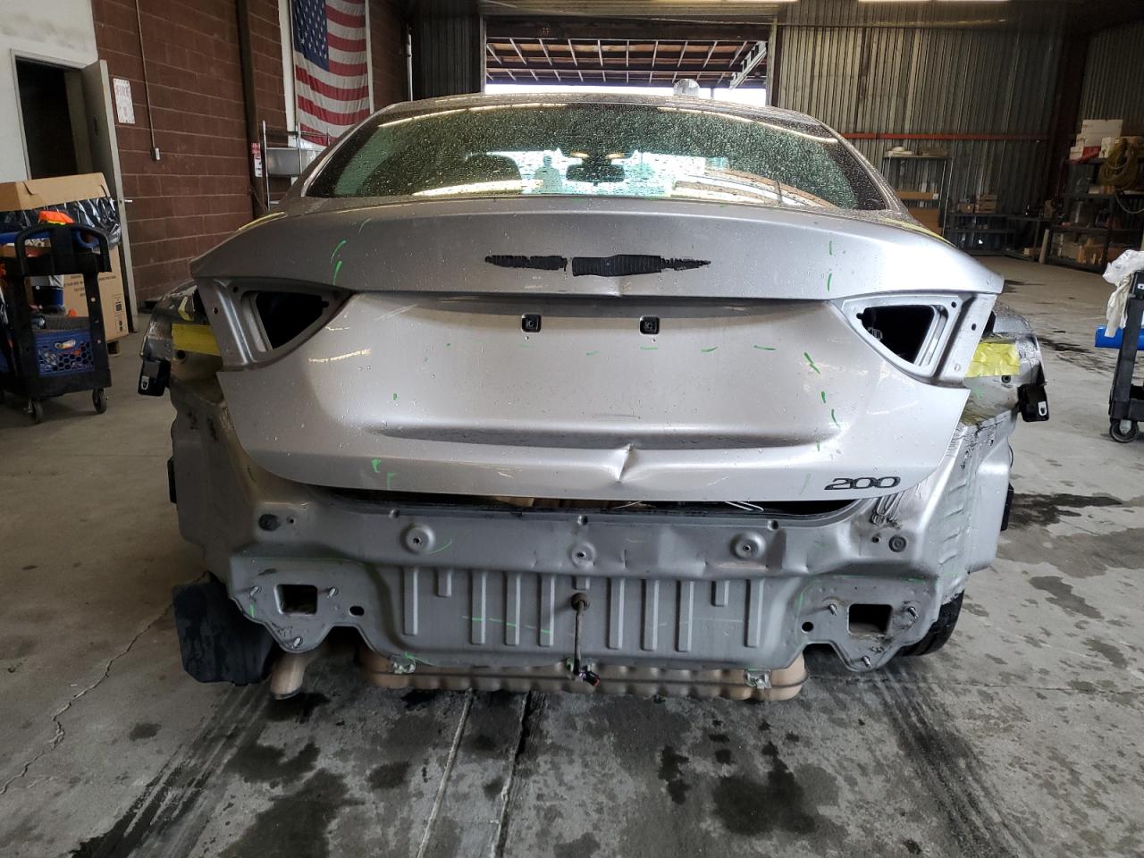 2016 Chrysler 200 - Image 6