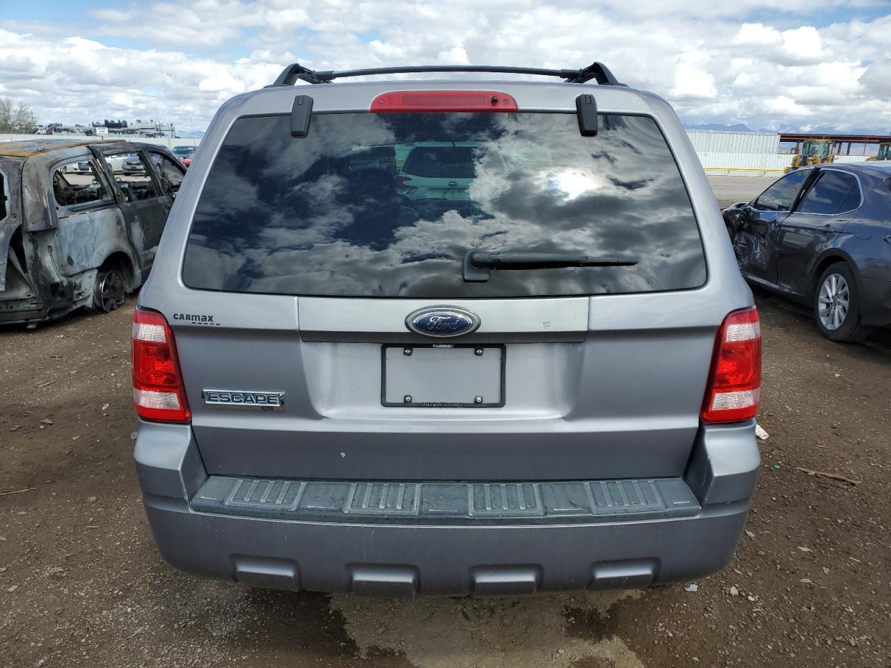 2008 Ford Escape - Image 6