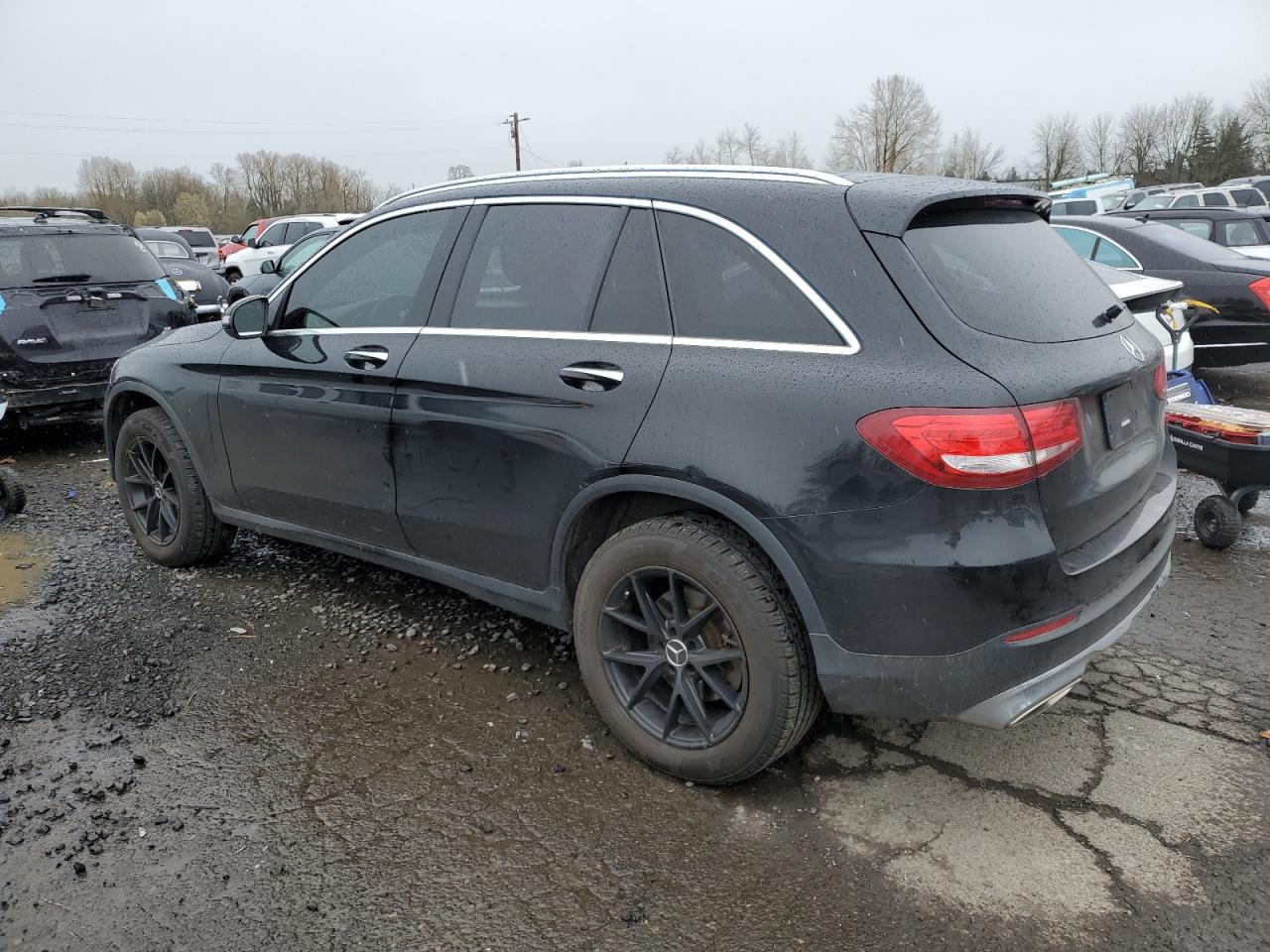 2018 Mercedes-Benz GLC - Image 2