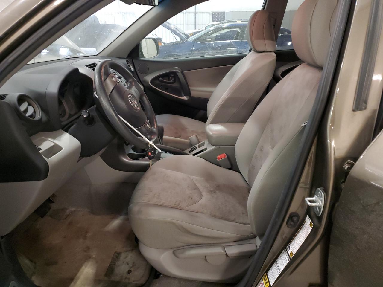 2012 Toyota RAV 4 - Image 7