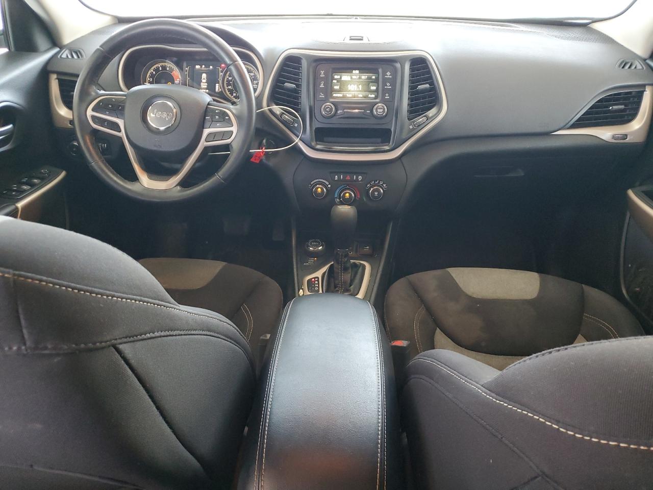 2018 Jeep Grand Cherokee - Image 8