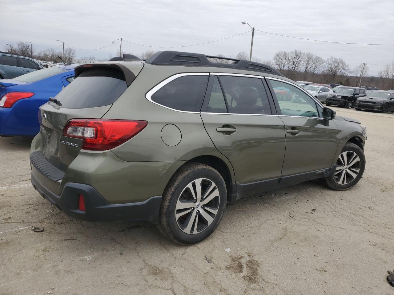 2018 Subaru Outback - Image 3