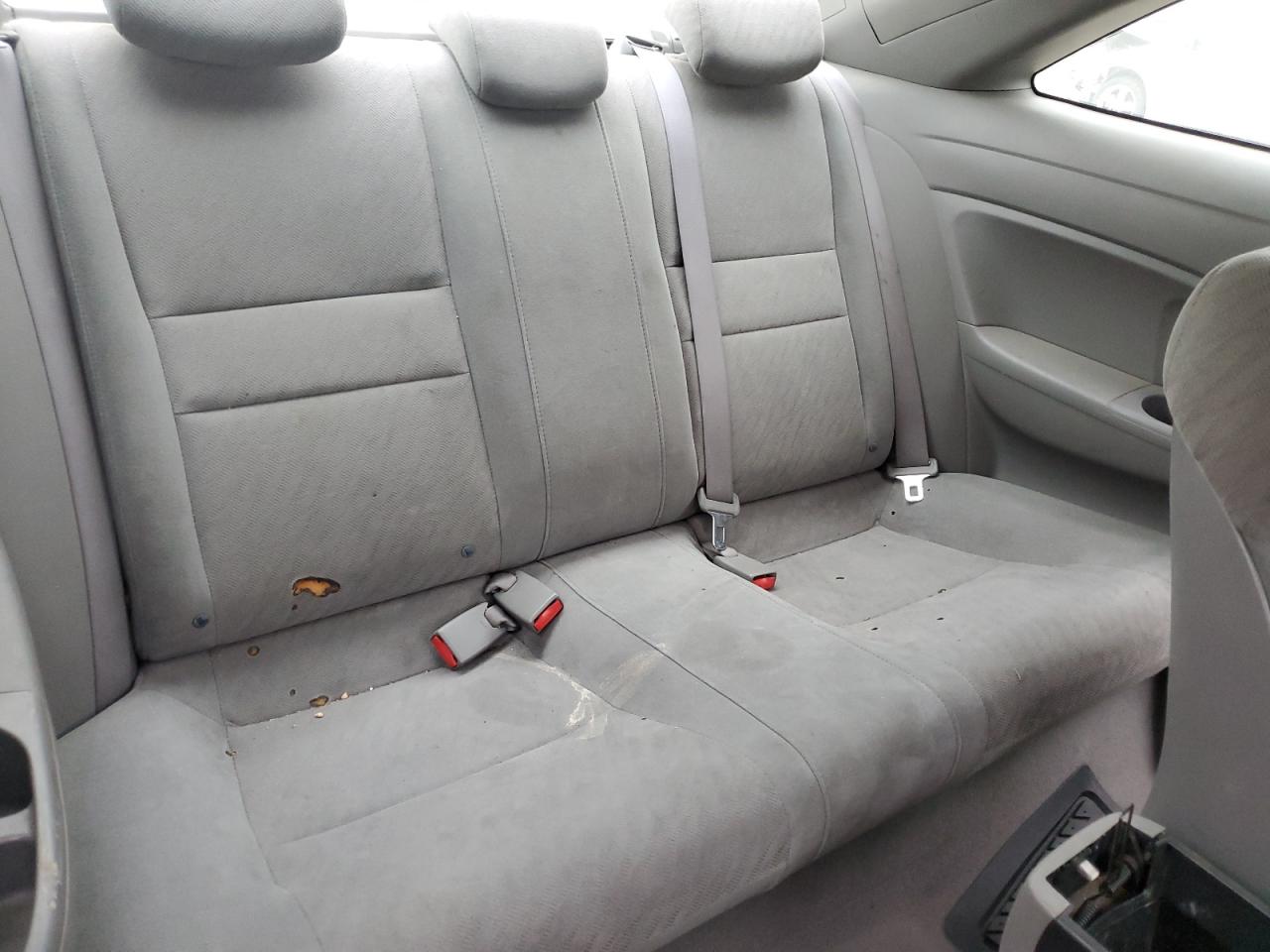 2010 Honda Civic - Image 11