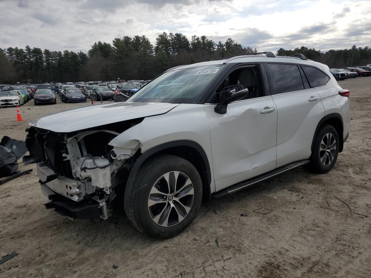 2022 Toyota Highlander Xle de vânzare în Mendon, MA - All Over