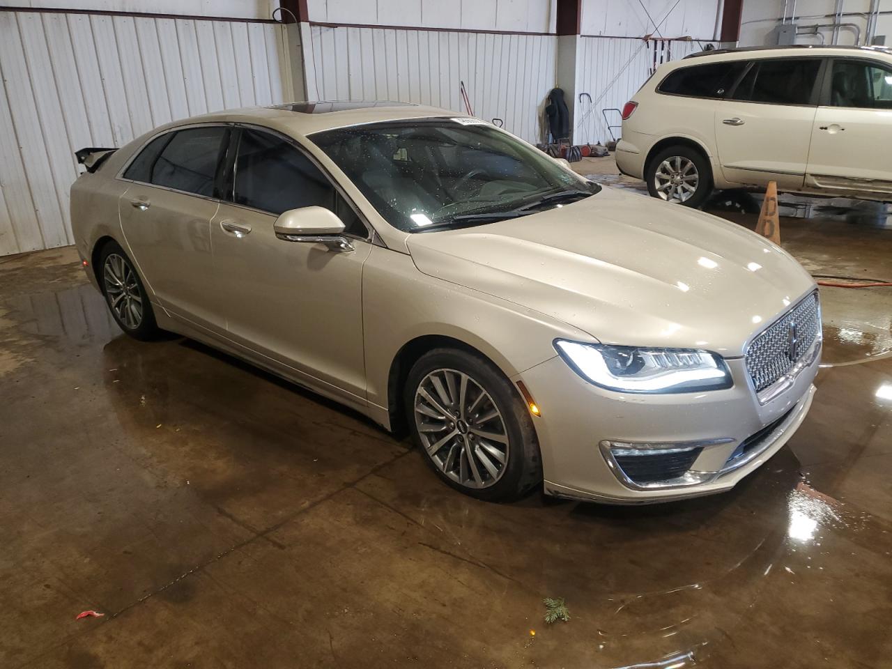2017 Lincoln MKZ - Image 4
