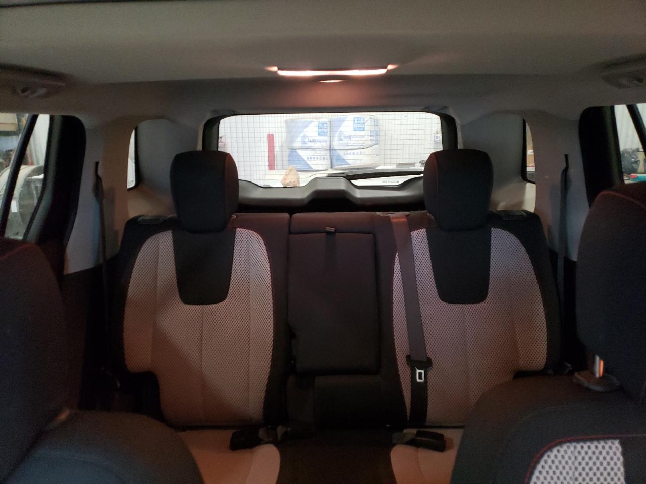 2012 GMC Terrain - Image 10