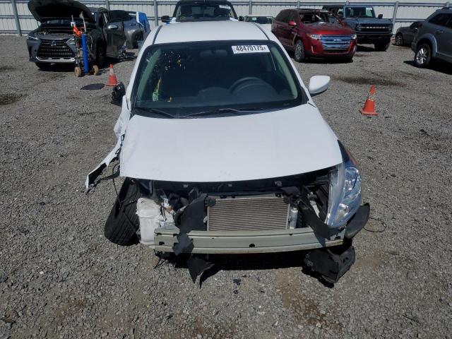  NISSAN VERSA 2019 Білий