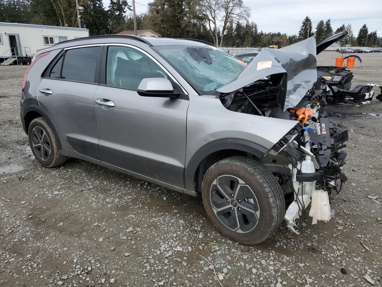 2024 Kia Niro - Image 4