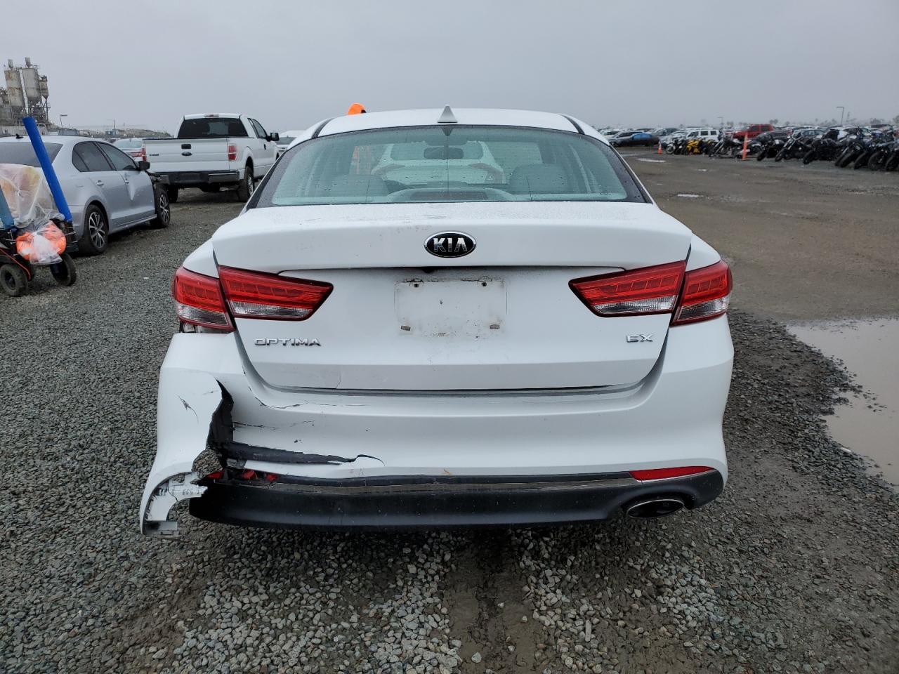 2016 Kia Optima - Image 6