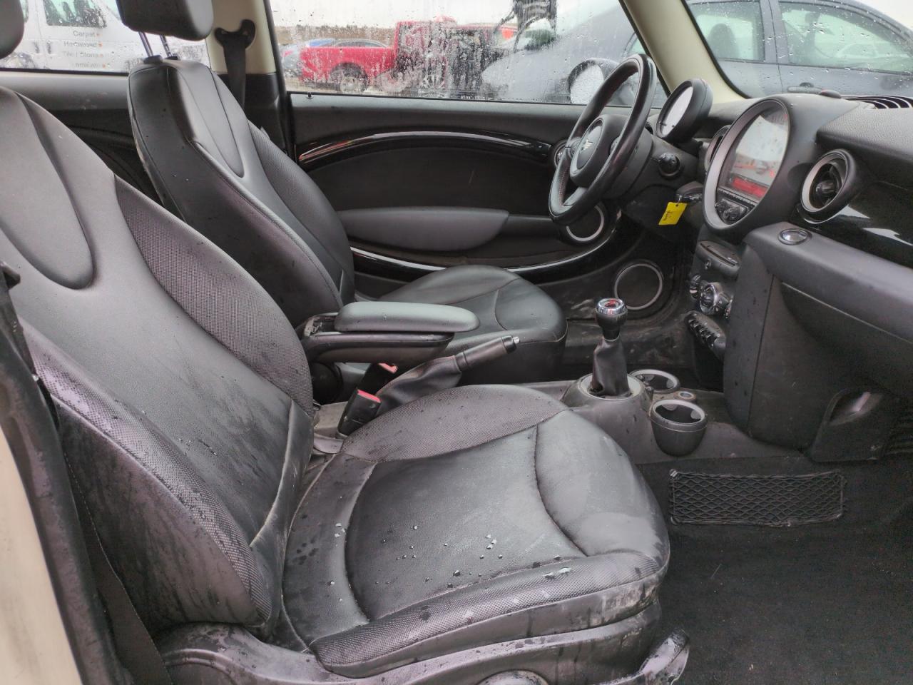 2012 MINI Cooper - Image 10